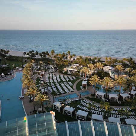 Fontainebleau Resort Balcony W Ocean + Bay View Майами-Бич Экстерьер фото